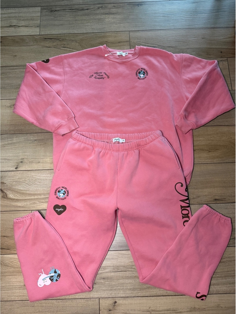 The Mayfair Group Empathy Worldwide Pink Sweatshirt Sweatpants Set L/XL